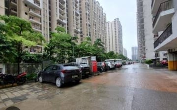 2.5 BHK Apartment For Sale in Panchsheel Greens, Sector 16 Greater Noida