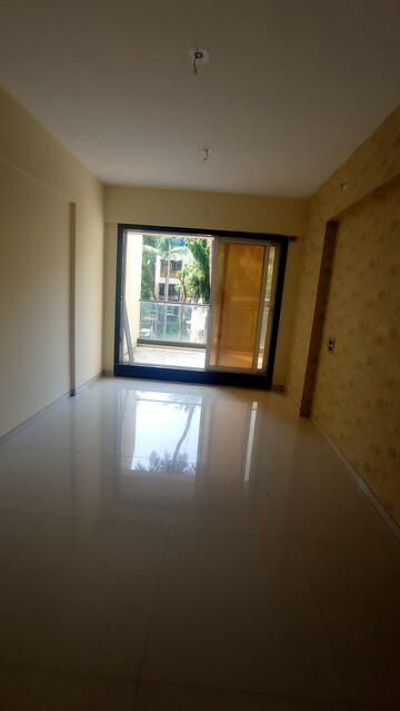 Room in 2 BHK Apartment at Dombivli West – for Sale
