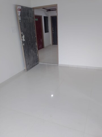 Room in 1 BHK Apartment at Bindra Sateri Legacy, Andheri East – for Rent