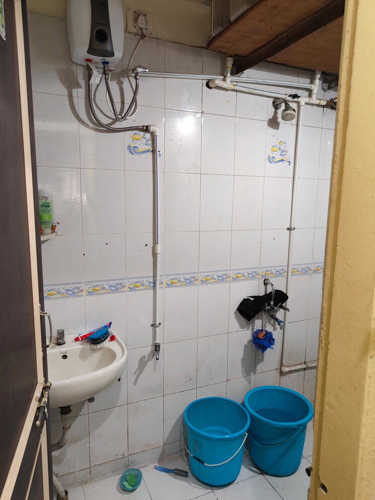 Bathroom, vijay-vihar-apartment 1 Bedroom 650 Sq.Ft. Apartment In Wadgaon Sheri Pune 7591446