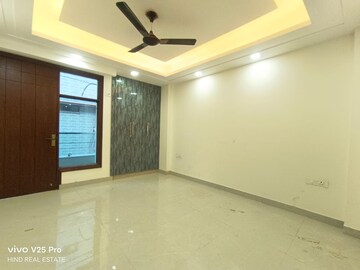 Room in 3 BHK Builder Floor at Chattarpur – for Sale