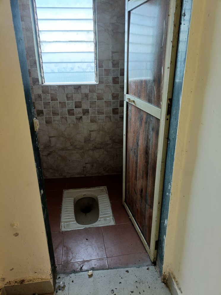 Bathroom, omkar-sara-paradise 2 Bedroom 960 Sq.Ft. Apartment In Badlapur East Thane 7591631