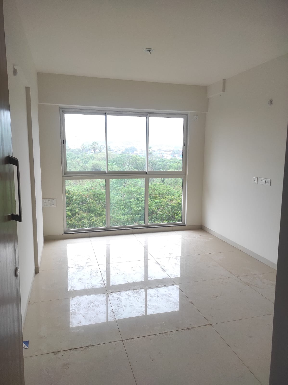 1 BHK Apartment For Rent in UK Iridium Kandivali East Mumbai  7591698