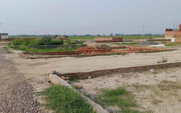 Plot For Sale in Bhopani Village