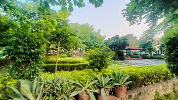  Plot – Garden View at Unitech Greenwood City Apartment, Sector 45 - for Sale