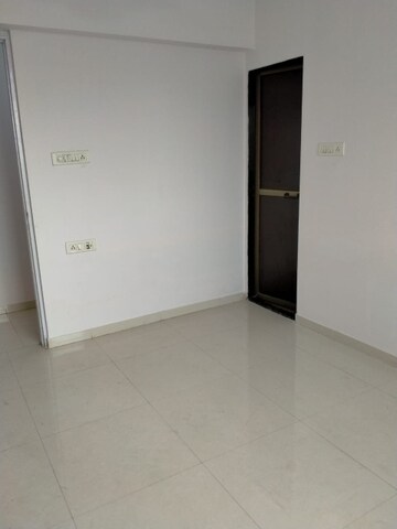 1 BHK Apartment For Rent in Vijay Vatika Kavesar Thane  7592115