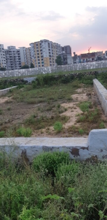  Plot For Sale in Mahal Road