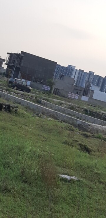  Plot For Sale in Mahal Road
