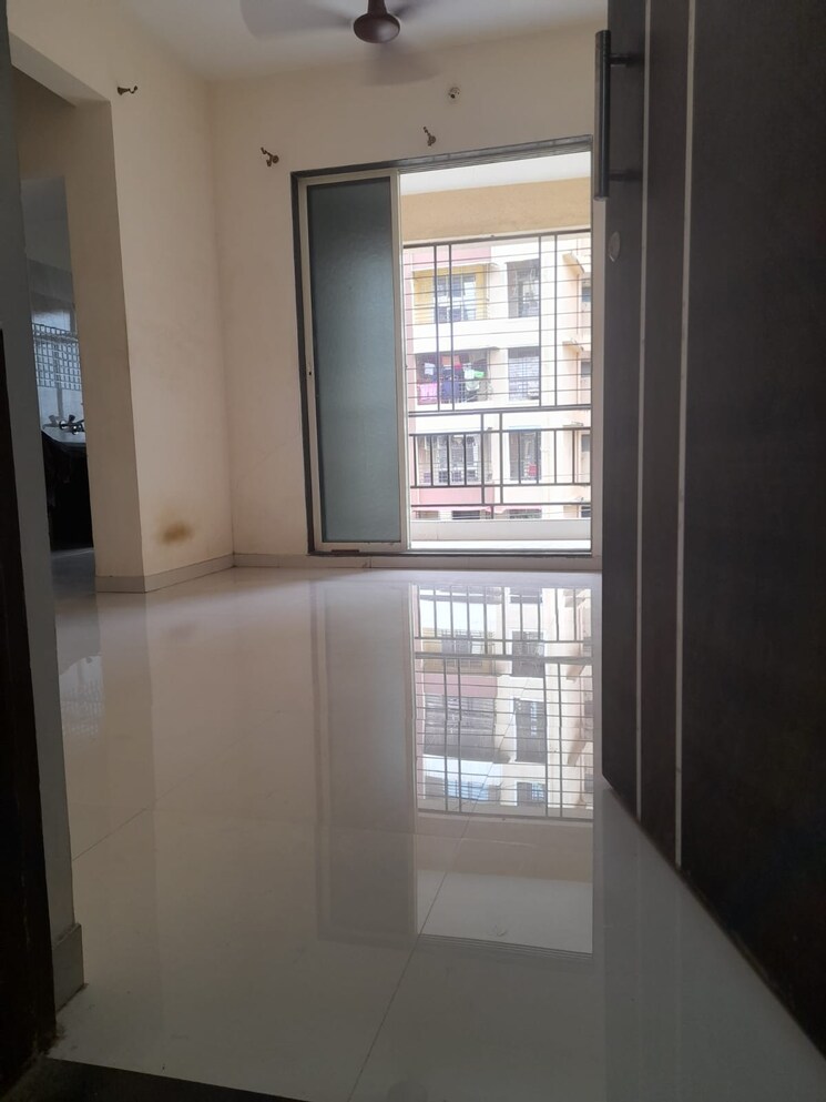 Room, thanekar-hillcrest 1 Bedroom 700 Sq.Ft. Apartment In Badlapur East Thane 7592585