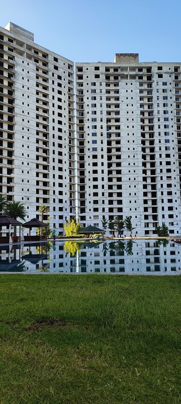 3 BHK Apartment For Sale in Omaxe Lake, North Mullanpur