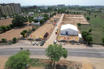  Plot – Exterior View View at Mansarovar - for Sale
