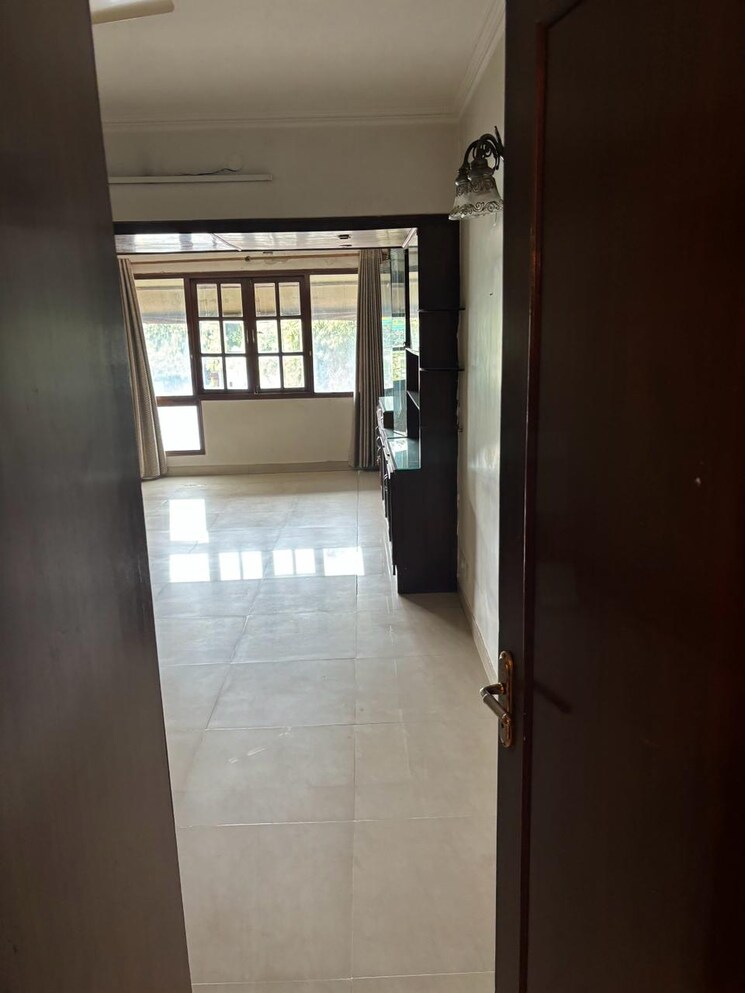 Room, alaknanda 3 Bedroom 1600 Sq.Ft. Apartment In Alaknanda Delhi 7593660