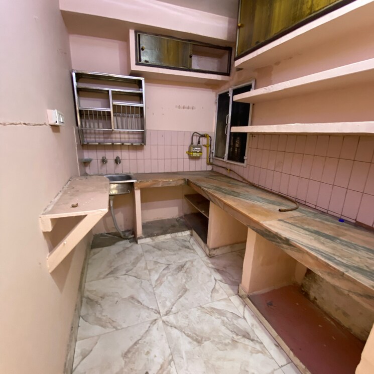 Kitchen, paschim vihar 2 Bedroom 1000 Sq.Ft. Apartment In Paschim Vihar Delhi 7593684