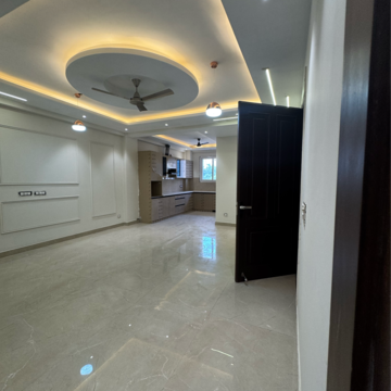 Living Room in 3 BHK Builder Floor at Sector 57 – for Sale