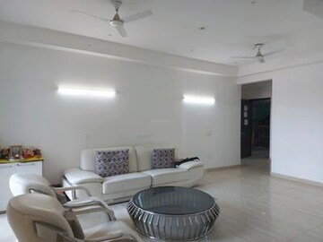 Living Room in 1 BHK Builder Floor at Sector 73 – for Sale