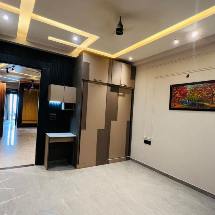 Room, sector 57 4 Bedroom 200 Sq.Yd. Builder Floor In Sector 57 Gurgaon 7593949