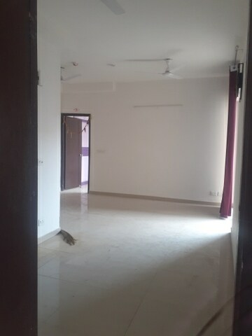 Room in 2 BHK Apartment at JKG Palm Court, Sector 16c Greater Noida – for Sale