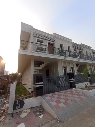 4 BHK Independent House For Sale in Sector 125