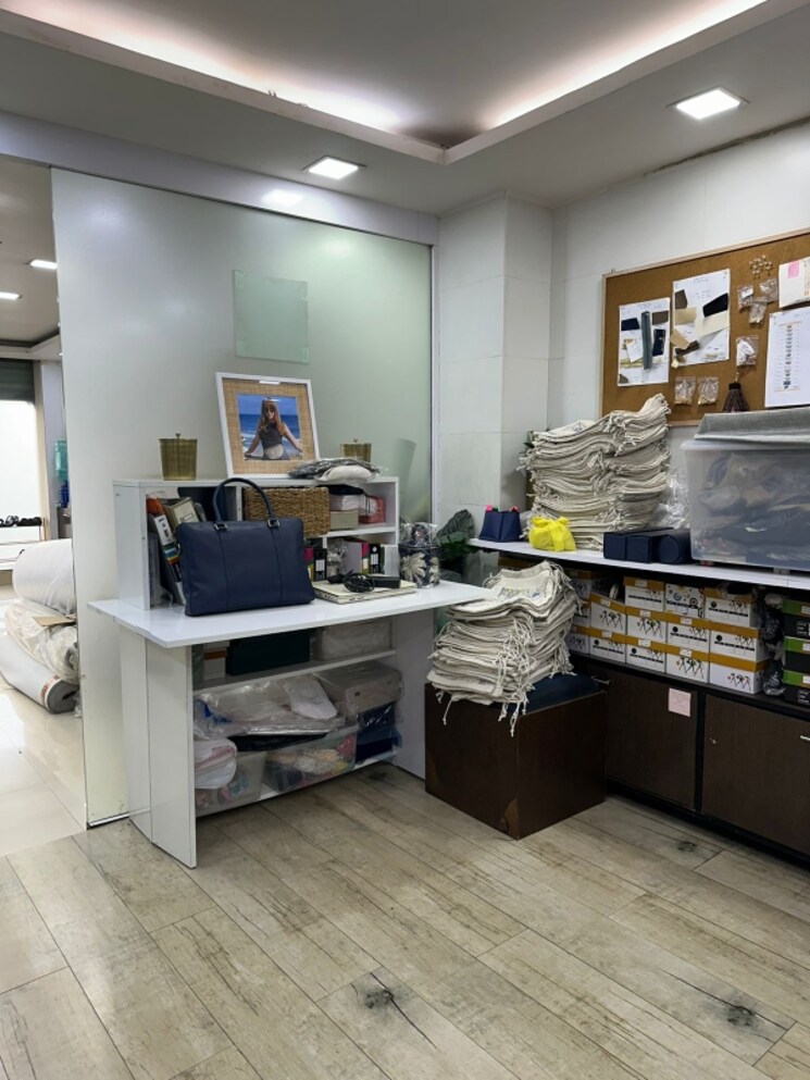 Floor Plan, pipewala-apartment Commercial Shop 425 Sq.Ft. In Colaba Mumbai 7594361