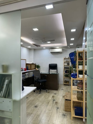 Commercial Shop 425 Sq.Ft. For Rent in Colaba Mumbai  7594361