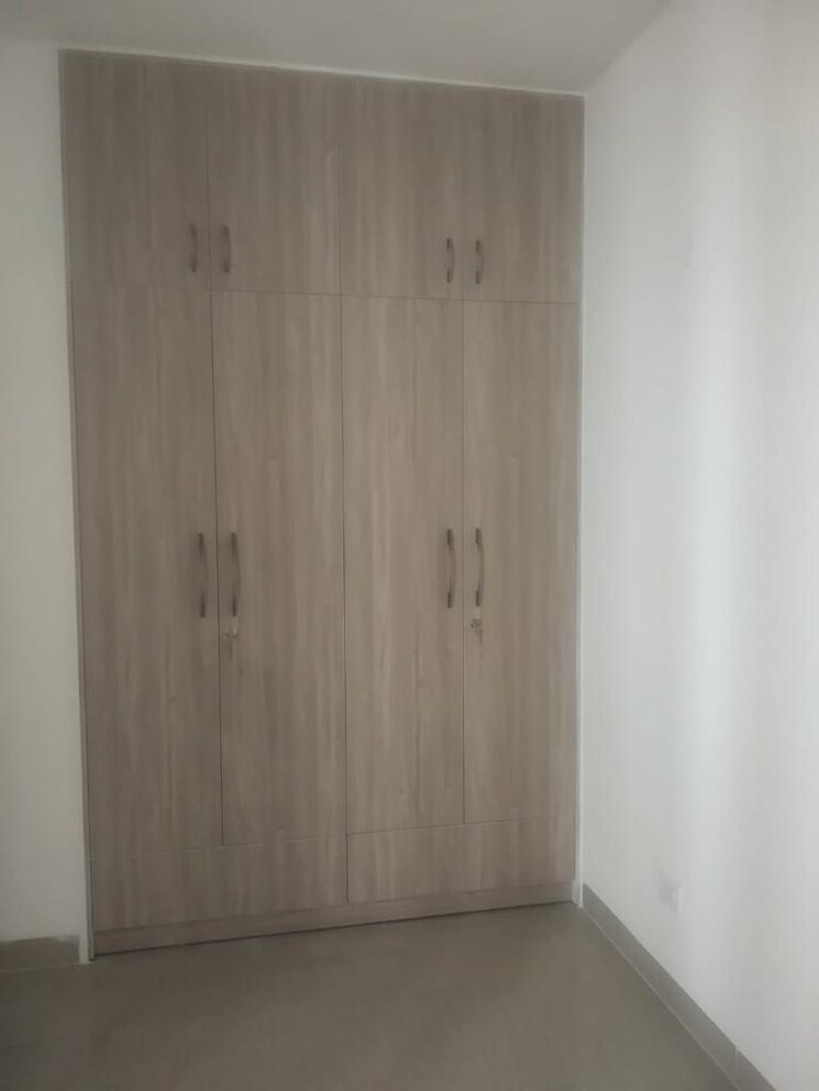Bathroom, silver-springs-apartment 3 Bedroom 4552 Sq.Ft. Apartment In Andheri West Mumbai 7594313