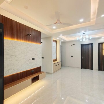 Kitchen in 3.5 BHK Builder Floor at Adani Samsara Vilasa, Sector 63 – for Sale