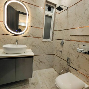 Bathroom in 3.5 BHK Builder Floor at Adani Samsara Vilasa, Sector 63 – for Sale
