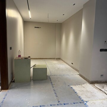  3 BHK Builder Floor at Sector 63a – for Sale
