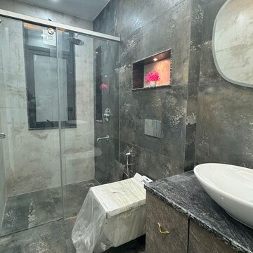 Bathroom in 4 BHK Builder Floor at SS Southend Floors, Ghasola – for Sale