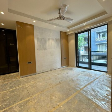 Room in 4 BHK Builder Floor at Eros Grand Mansions, Ghasola – for Sale