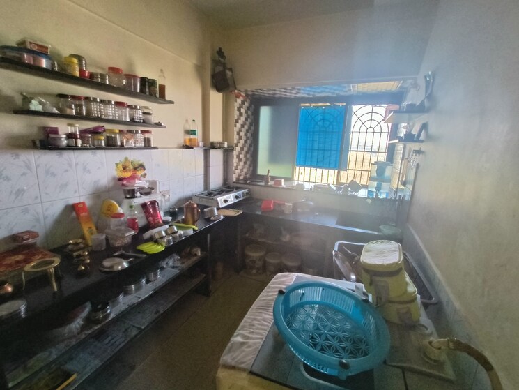  Parking, shreekanth-sachinam-chs 1 Bedroom 450 Sq.Ft. Apartment In Kulgaon Thane 7594560