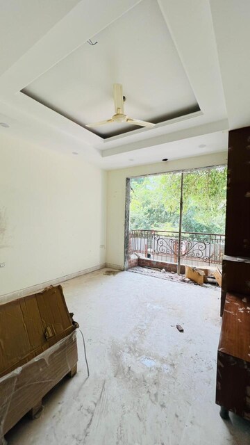 Bedroom in 4 BHK Builder Floor at Auram Floor, South City 2 – for Sale