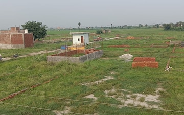 Plot For Sale in Neharpar