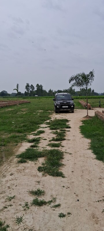  Plot – Exterior View View at Wazirganj - for Sale