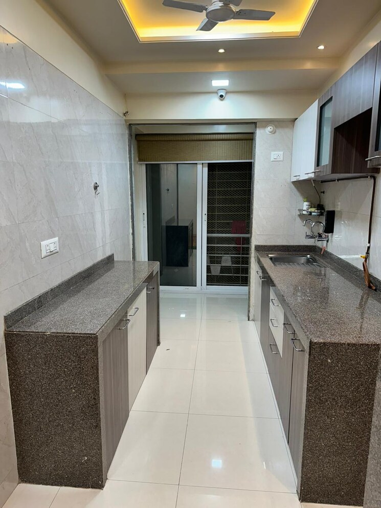 Kitchen, skd-pinnacolo 3 Bedroom 783 Sq.Ft. Apartment In Mira Road Thane 7595381