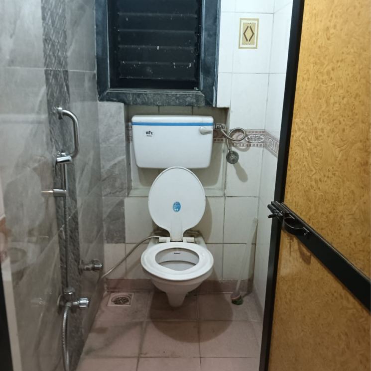 Bathroom, sunshine-apartments-vile-parle-east 2 Bedroom 800 Sq.Ft. Apartment In Sahar Road Mumbai 7595597