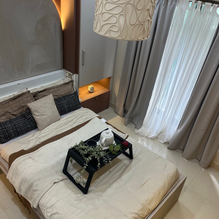 Master Bedroom, sunshine-apartments-vile-parle-east 2 Bedroom 800 Sq.Ft. Apartment In Sahar Road Mumbai 7595597