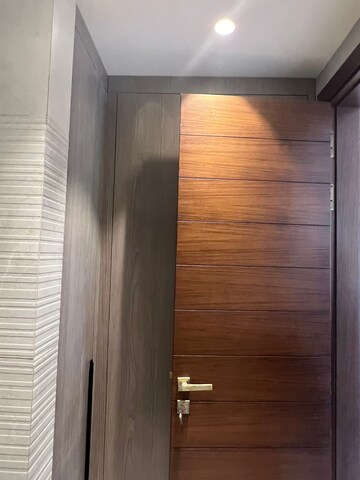 Bathroom in 4 BHK Builder Floor at Sushant Lok 2, Sector 57 – for Sale