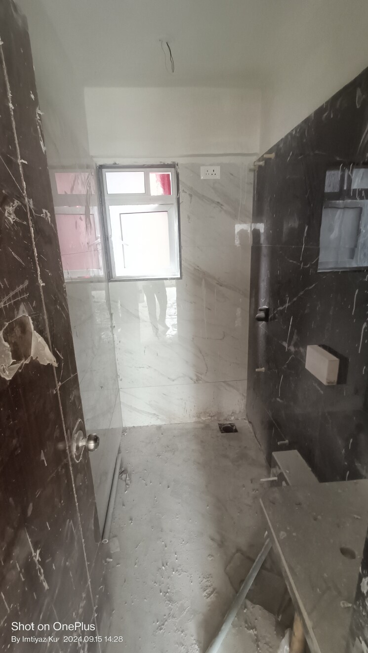 Bathroom, sawla-viewstone 1 Bedroom 362 Sq.Ft. Apartment In Kurla West Mumbai 7595714