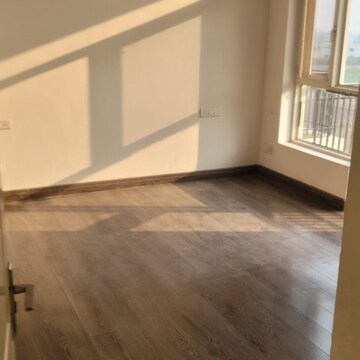 Room in 2 BHK Apartment at Sushma Green vista, Kishanpura – for Sale
