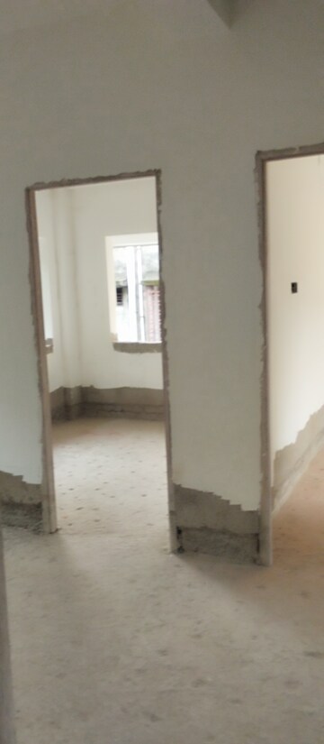 Room in 2 BHK Apartment at Majhi Para – for Sale