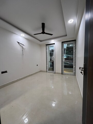 Room in 3 BHK Builder Floor at Chattarpur – for Sale