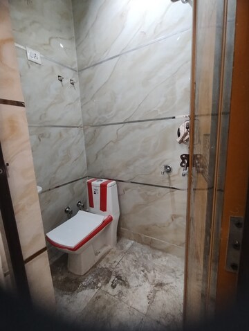 Bathroom in 1 BHK Builder Floor at Uttam Nagar West – for Sale