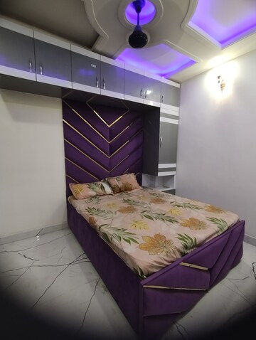 Bedroom in 1 BHK Builder Floor at Uttam Nagar West – for Sale