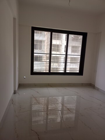 Room in 2 BHK Apartment at Kolte Patil Evara, Borivali West – for Sale