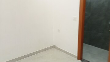 Room in 2 BHK Builder Floor at Mahavir Enclave 1 – for Sale