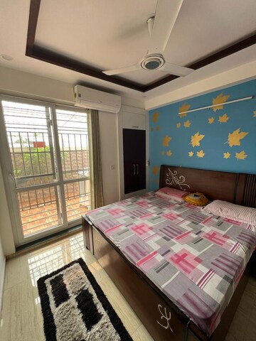 Bedroom in 3 BHK Builder Floor at BPTP Parkland Pride, Sector 77 – for Sale