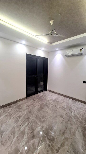 3 BHK Apartment For Rent in Mahindra Luminare Sector 59 Gurgaon  7596386