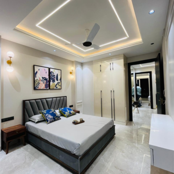 Bedroom in 3 BHK Builder Floor at Sector 63a – for Sale
