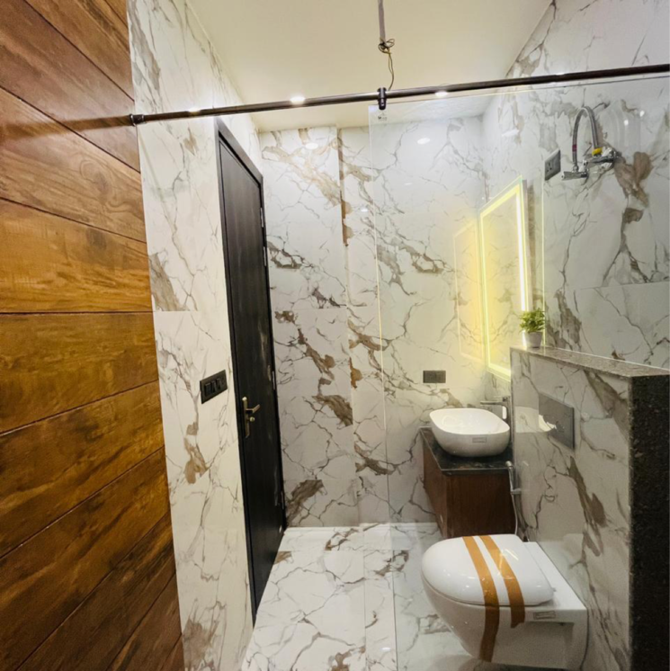 Bathroom, sector 63a 3 Bedroom 180 Sq.Yd. Builder Floor In Sector 63a Gurgaon 7596689